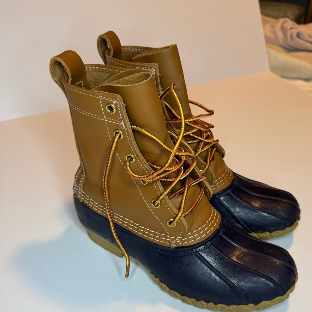L.L.Bean Women's Bean Boots, 8" Insulated Sz 7